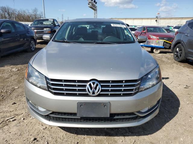 1VWCH7A36DC029723 - 2013 VOLKSWAGEN PASSAT SEL GRAY photo 5