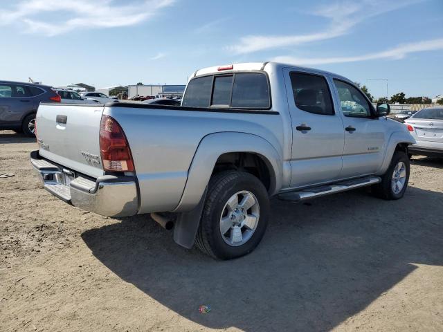 3TMJU62N47M033045 - 2007 TOYOTA TACOMA DOUBLE CAB PRERUNNER SILVER photo 3