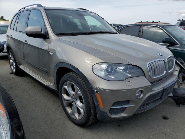 5UXZW0C59BL662091 - 2011 BMW X5 XDRIVE35D BEIGE photo 4