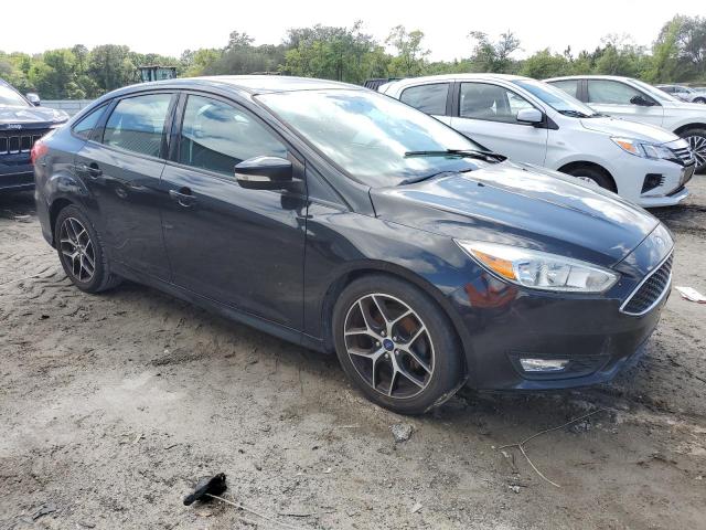 1FADP3F21FL362861 - 2015 FORD FOCUS SE BLACK photo 4