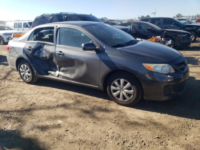 2T1BU4EEXDC986206 - 2013 TOYOTA COROLLA BASE GRAY photo 4