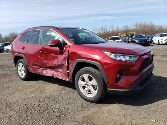 2T3P1RFV0LC069274 - 2020 TOYOTA RAV4 XLE BURGUNDY photo 4