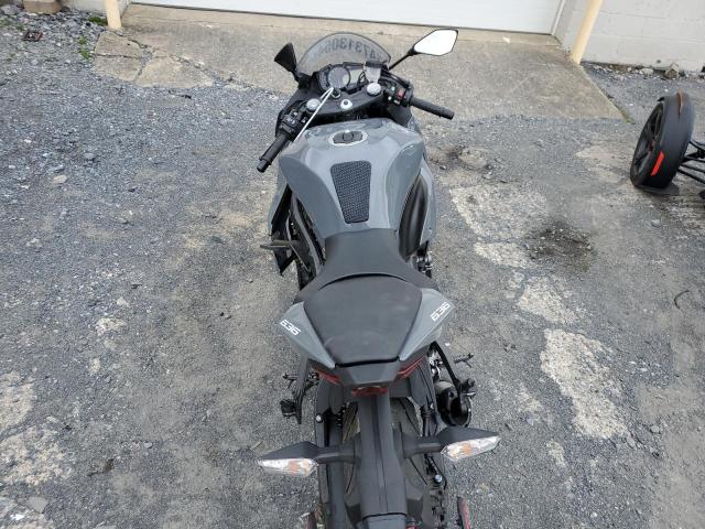 JKBZXJH17KA002157 - 2019 KAWASAKI ZX636 K GRAY photo 6