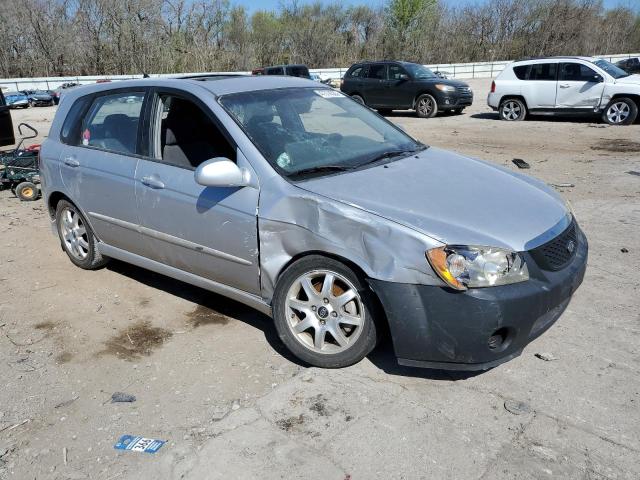 KNAFE161X55113026 - 2005 KIA SPECTRA5 SILVER photo 4