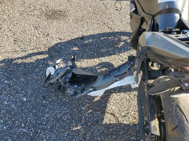 ML5EXER12PDA92996 - 2023 KAWASAKI EX650 R GRAY photo 9