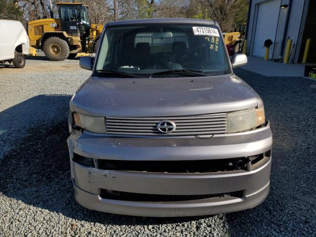 JTLKT324854004741 - 2005 TOYOTA SCION XB GRAY photo 5