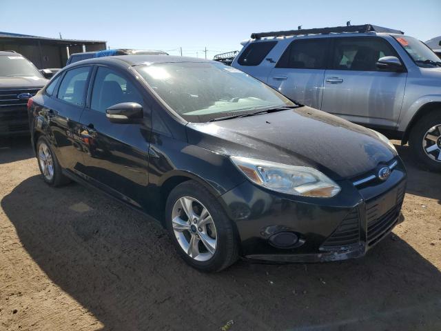 1FADP3F23EL314504 - 2014 FORD FOCUS SE BLACK photo 4