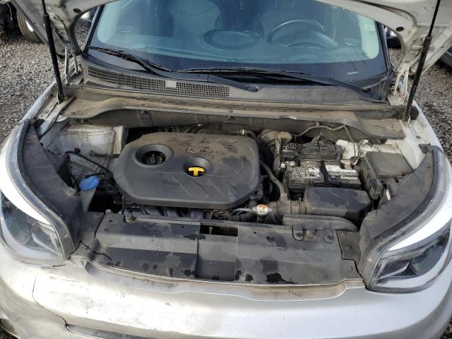 KNDJP3A56J7563588 - 2018 KIA SOUL + SILVER photo 11