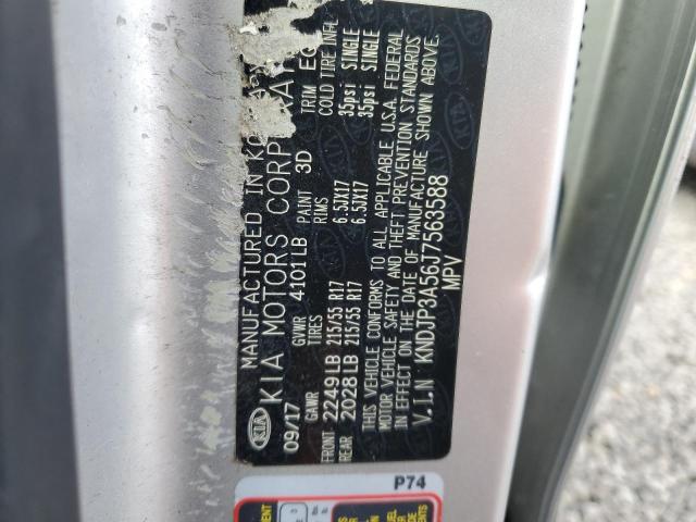KNDJP3A56J7563588 - 2018 KIA SOUL + SILVER photo 12