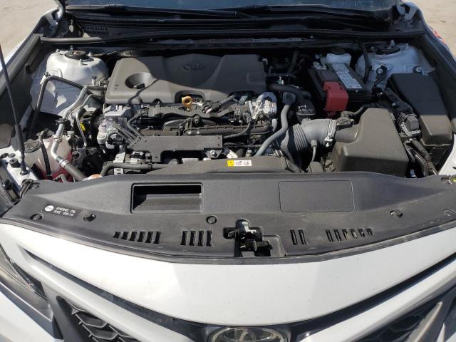 4T1S11AK6RU241400 - 2024 TOYOTA CAMRY SE NIGHT SHADE WHITE photo 11