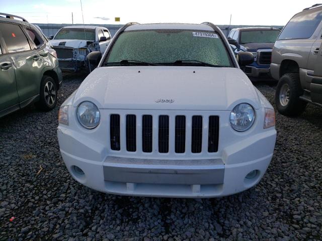 1J8FF57W18D510662 - 2008 JEEP COMPASS LIMITED WHITE photo 5