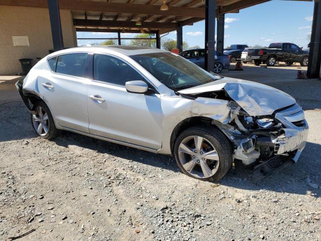 19VDE1F57EE010852 - 2014 ACURA ILX 20 PREMIUM SILVER photo 4