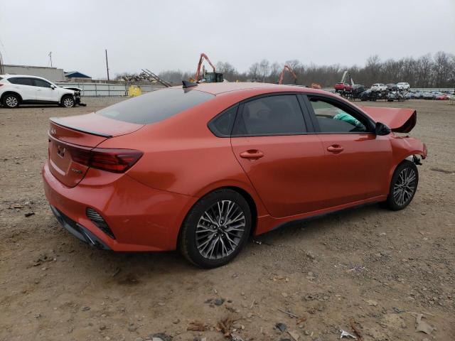 3KPF54AD9PE528027 - 2023 KIA FORTE GT LINE ORANGE photo 3