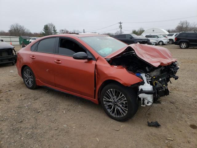 3KPF54AD9PE528027 - 2023 KIA FORTE GT LINE ORANGE photo 4