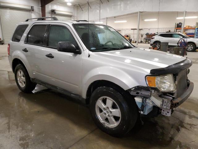 1FMCU9D78CKC08385 - 2012 FORD ESCAPE XLT SILVER photo 4