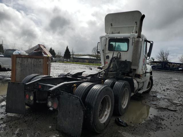 1FUJA6CK47LY40771 - 2007 FREIGHTLINER CONVENTION COLUMBIA WHITE photo 4