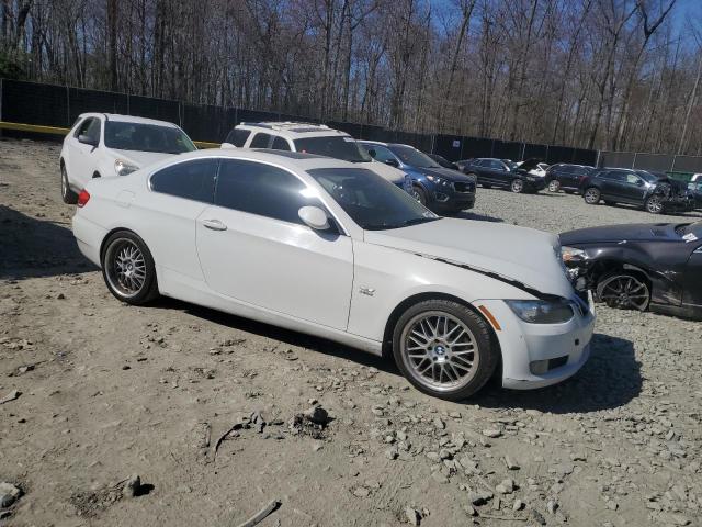 WBAWV53549P079576 - 2009 BMW 328 XI SULEV WHITE photo 4