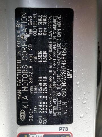 KNDJN2A28H7498484 - 2017 KIA SOUL SILVER photo 12