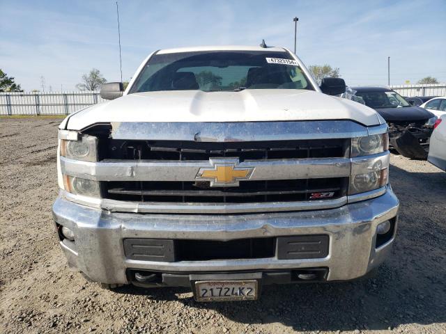 1GC2KVEG1JZ134602 - 2018 CHEVROLET silverado K2500 HEAVY DUTY LT WHITE photo 5