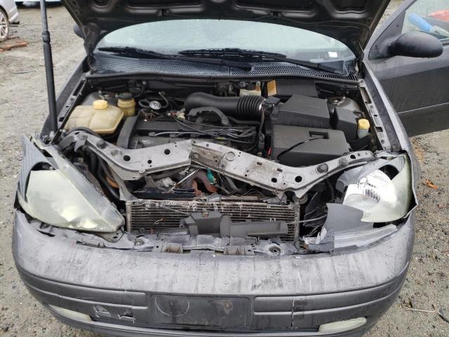 3FAFP37374R119666 - 2004 FORD FOCUS ZX5 GRAY photo 11