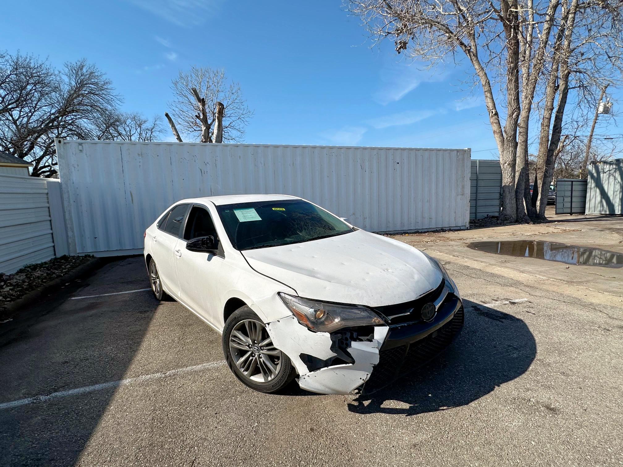 2015 TOYOTA CAMRY LE, 