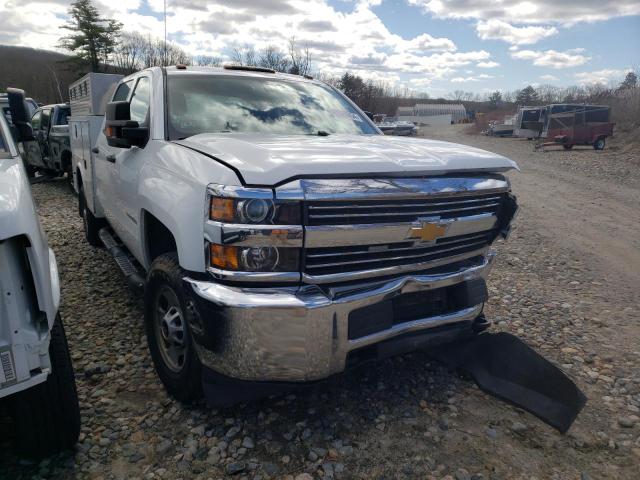 1GB1KUEG2JF273410 - 2018 CHEVROLET SILVERADO K2500 HEAVY DUTY WHITE photo 4