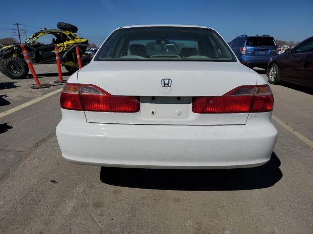 1HGCG5642WA107085 - 1998 HONDA ACCORD LX WHITE photo 6