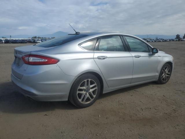 3FA6P0H77GR390652 - 2016 FORD FUSION SE SILVER photo 3