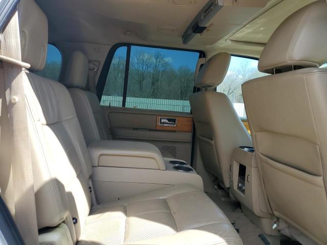 5LMJJ2H51AEJ00196 - 2010 LINCOLN NAVIGATOR 白色 照片 11