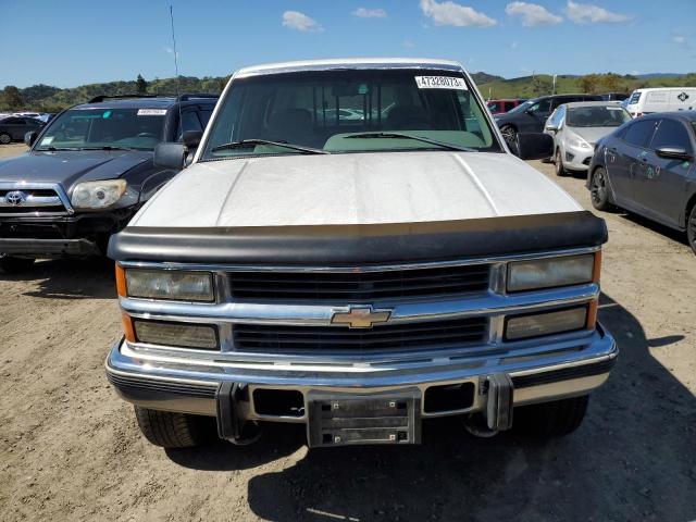 1GCGK29F6TE179020 - 1996 CHEVROLET SILVERADO K2500 WHITE photo 5