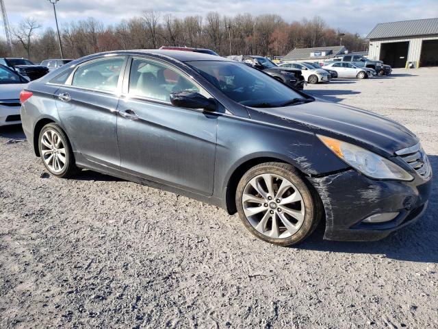 5NPEC4AB5DH572842 - 2013 HYUNDAI SONATA SE CHARCOAL photo 4