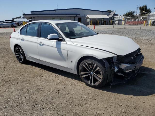 WBA8E1C52JA159600 - 2018 BMW 330E WHITE photo 4