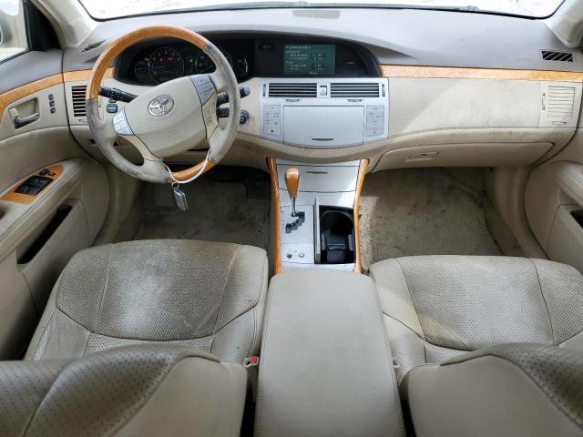 4T1BK36B25U059883 - 2005 TOYOTA AVALON XL GOLD photo 8