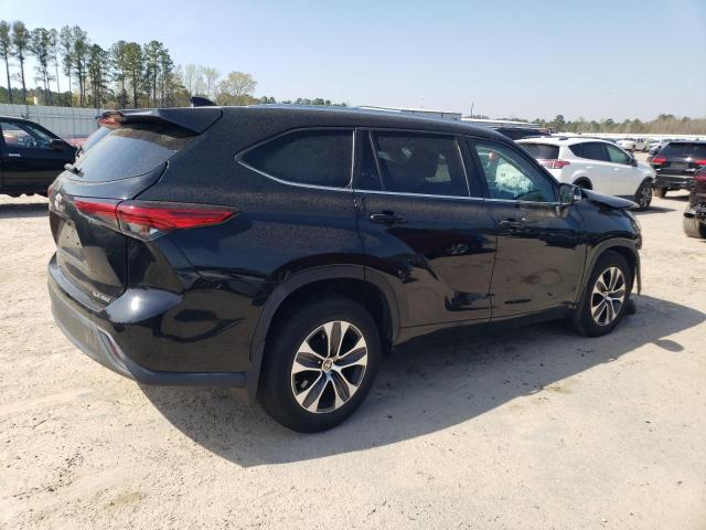 5TDGZRBHXLS506951 - 2020 TOYOTA HIGHLANDER XLE BLACK photo 3