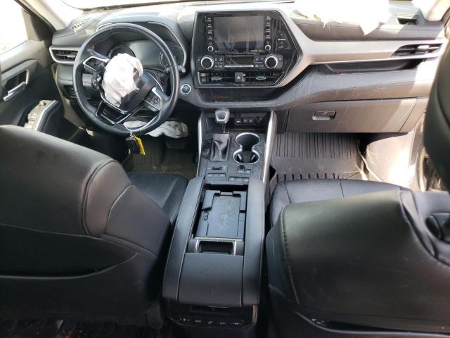 5TDGZRBHXLS506951 - 2020 TOYOTA HIGHLANDER XLE BLACK photo 8