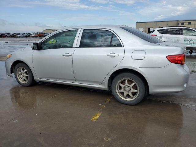 JTDBL40E599046175 - 2009 TOYOTA COROLLA BASE SILVER photo 2