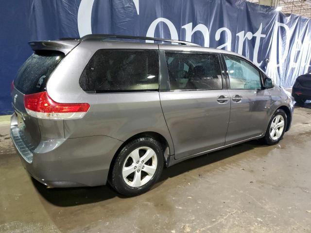 5TDKK3DC7DS364461 - 2013 TOYOTA SIENNA LE GRAY photo 3