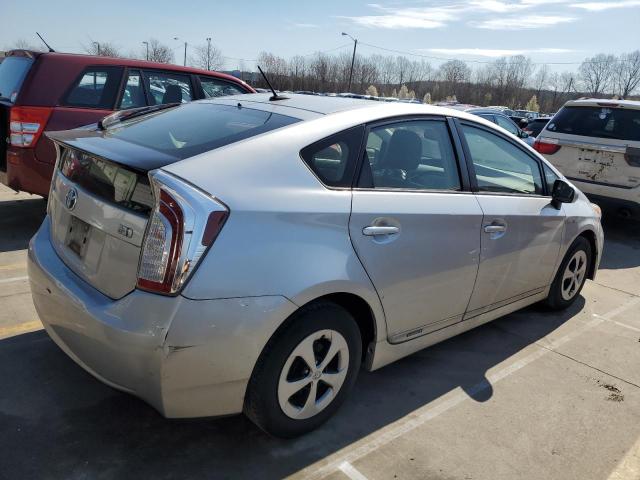 JTDKN3DUXE1804638 - 2014 TOYOTA PRIUS SILVER photo 3