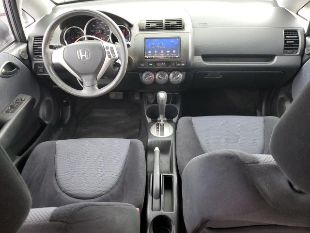 JHMGD38657S054968 - 2007 HONDA FIT S SILVER photo 8