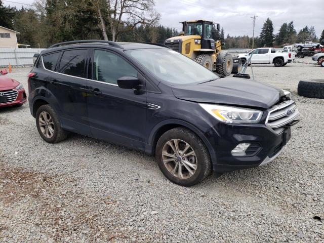 1FMCU9HD0JUB30377 - 2018 FORD ESCAPE SEL BLACK photo 4