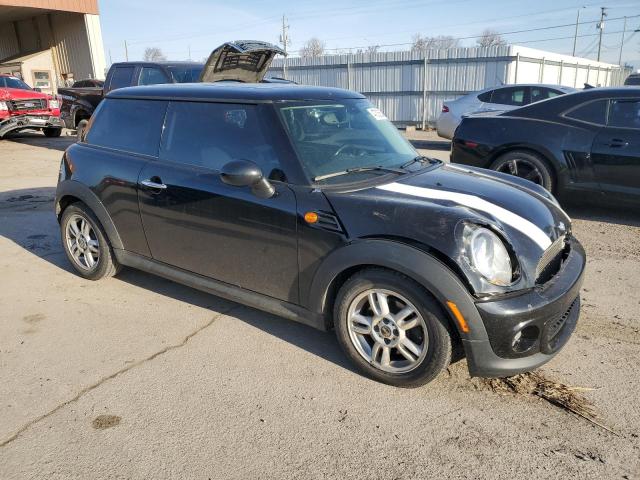 WMWSU3C58DT373116 - 2013 MINI COOPER BLACK photo 4