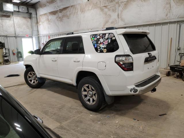 JTEBU5JR7F5253220 - 2015 TOYOTA 4RUNNER SR5 WHITE photo 2