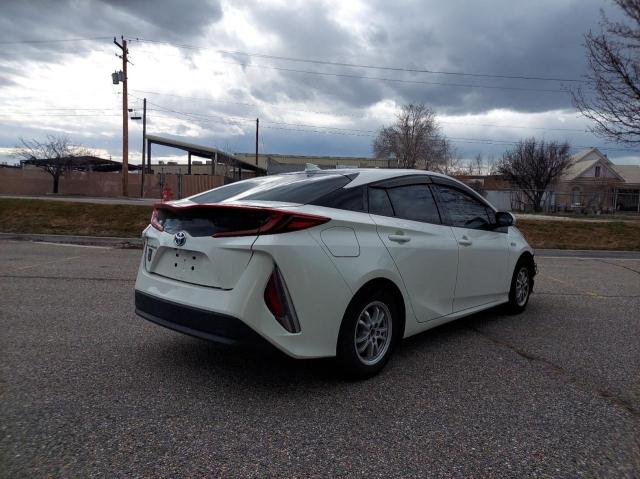 JTDKARFP5H3005395 - 2017 TOYOTA PRIUS PRIM 白色 照片 4