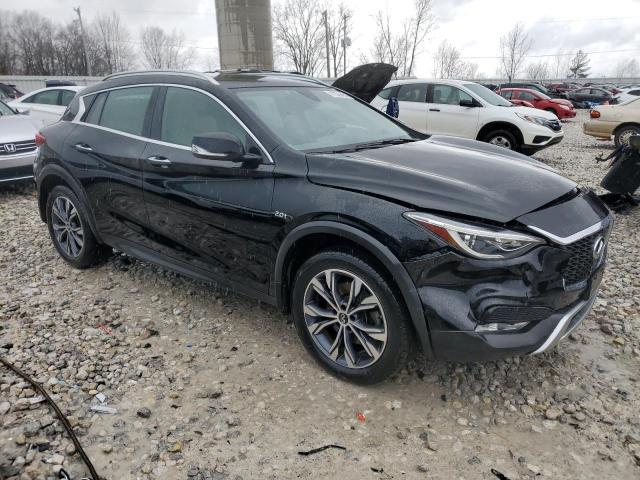 SJKCH5CR0JA049205 - 2018 INFINITI QX30 BASE 黑色 照片 4