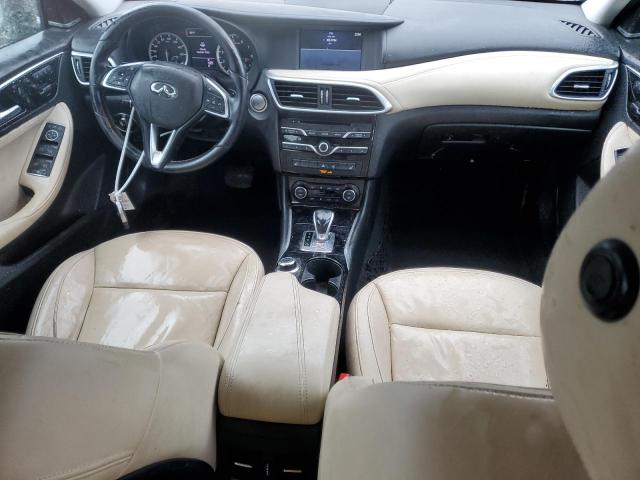 SJKCH5CR0JA049205 - 2018 INFINITI QX30 BASE 黑色 照片 8