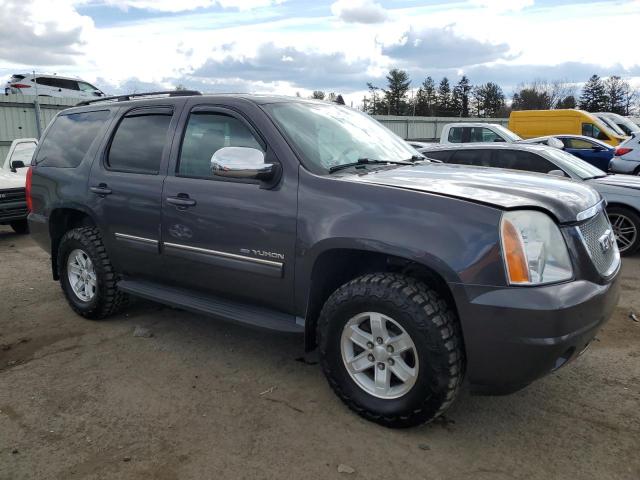 1GKS2AE07BR112704 - 2011 GMC YUKON SLE SILVER photo 4