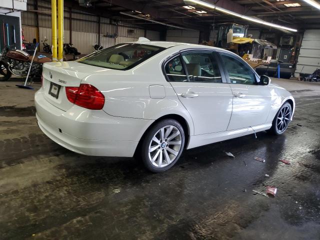 WBAPK5G5XBNN28848 - 2011 BMW 328 XI SULEV WHITE photo 3