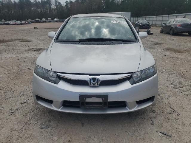2HGFA1F69AH307058 - 2010 HONDA CIVIC LX-S فضي صورة 5