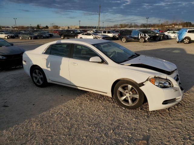 1G1ZC5E1XBF120748 - 2011 CHEVROLET MALIBU 1LT WHITE photo 4