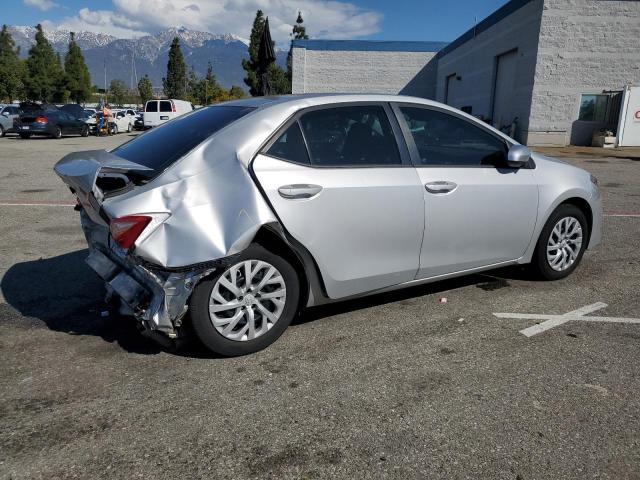 5YFBURHE4HP587435 - 2017 TOYOTA COROLLA L SILVER photo 3